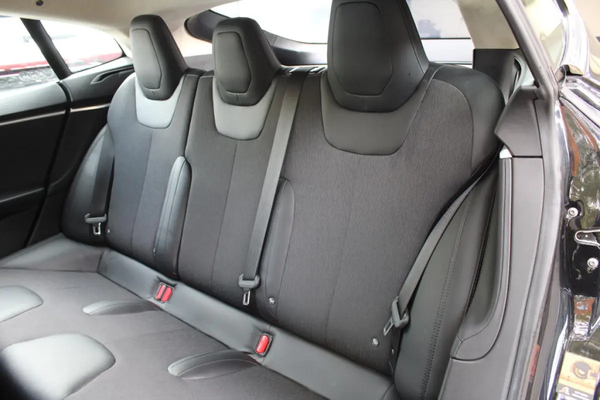 Tesla Model S 75D, foto 8 van 19