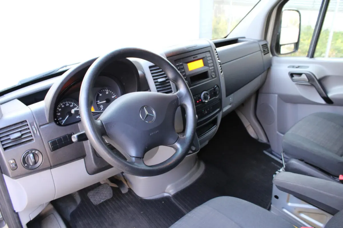 Mercedes-Benz Sprinter 311 2.2 CDI, foto 7 van 13