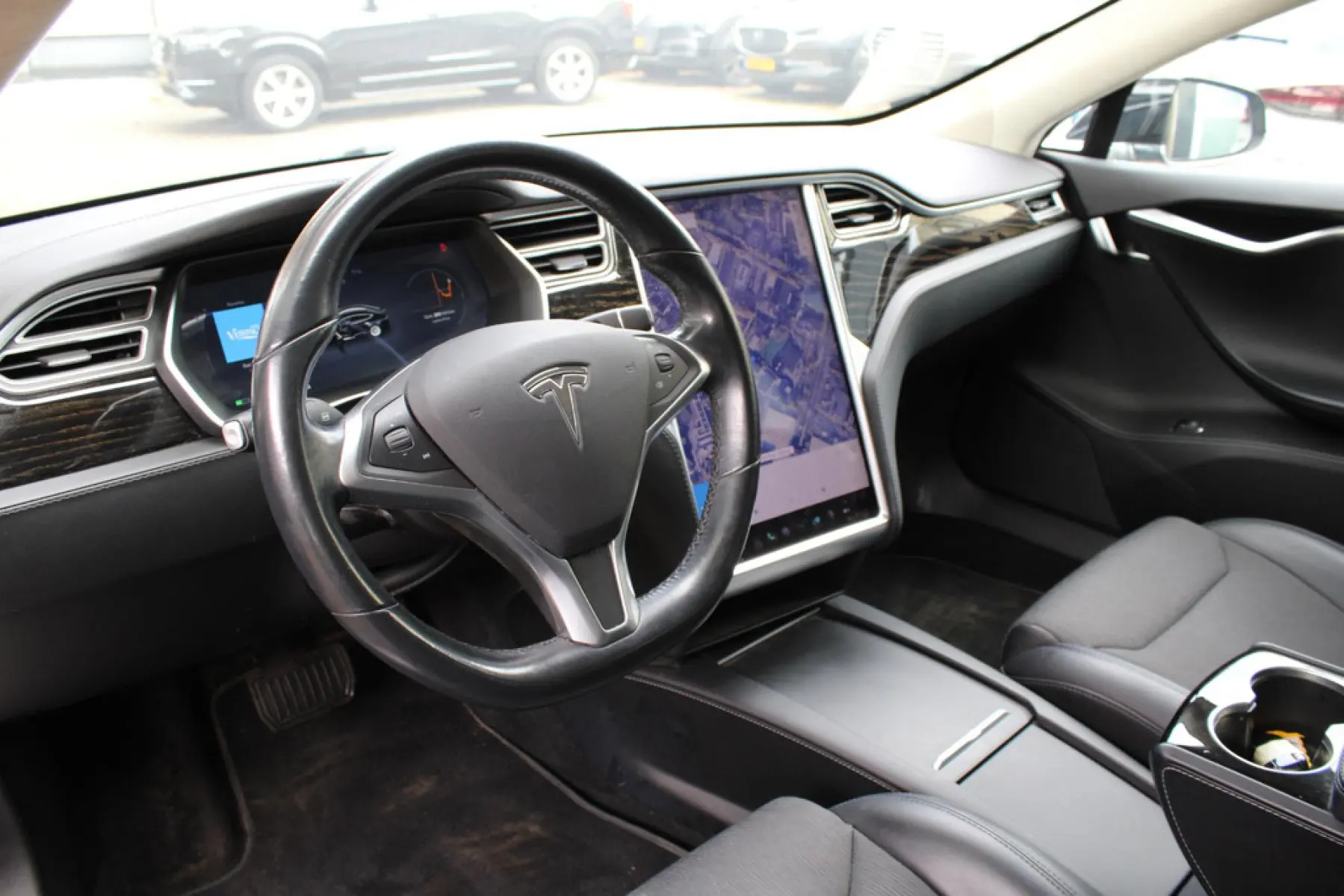 Tesla Model S 75D, foto 9