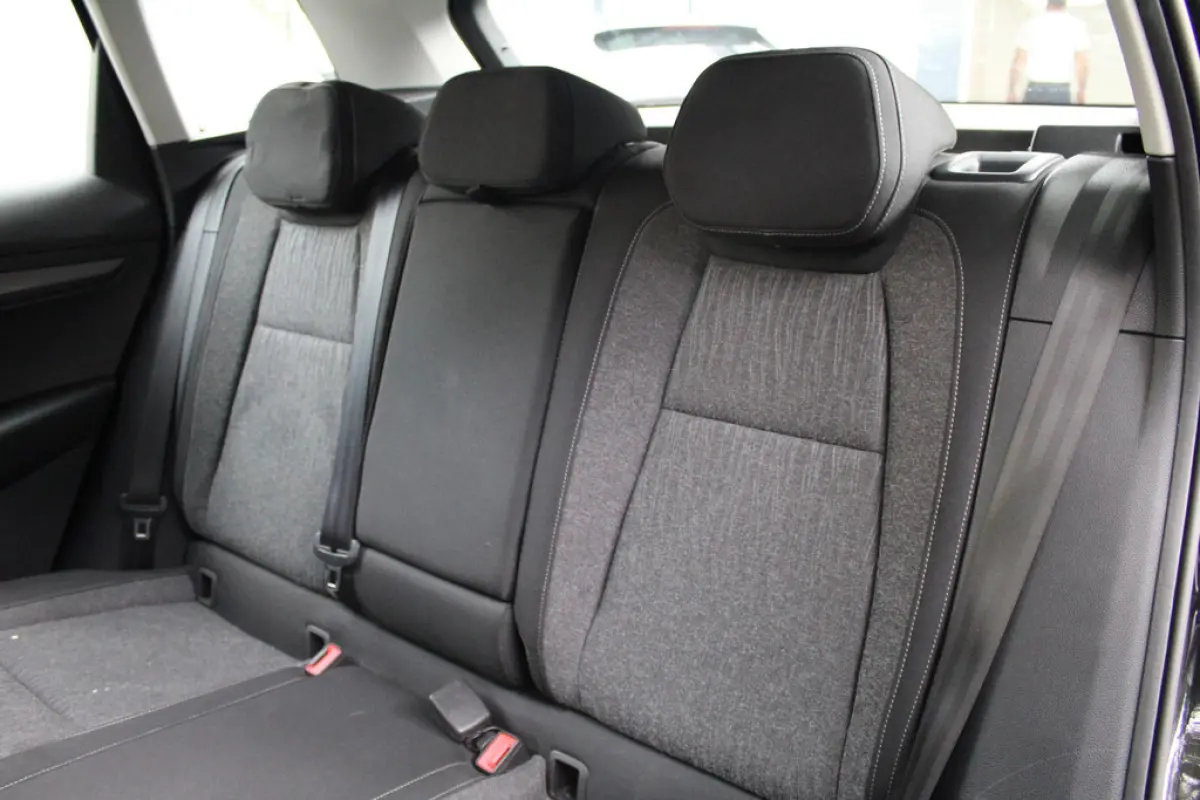 Škoda Karoq 1.5 TSI ACT Style, foto 9 van 17