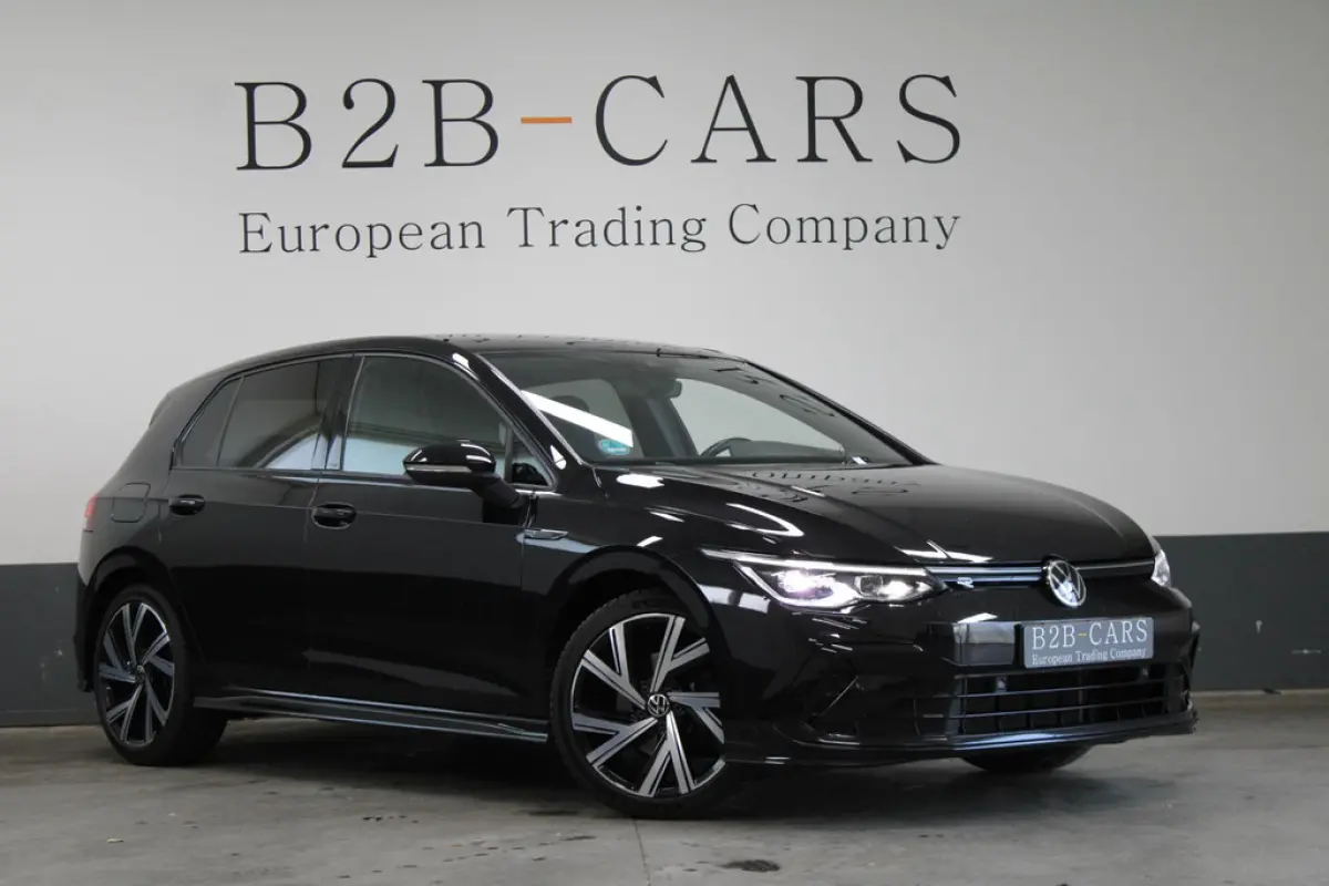 Volkswagen Golf 1.5 eTSI R-Line, foto 1 van 19