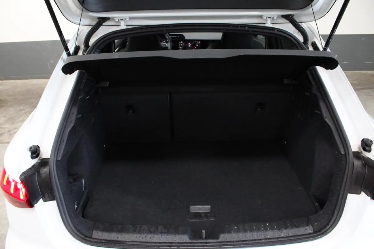 Audi A3 Sportback 35 TFSI, foto 14 van 19