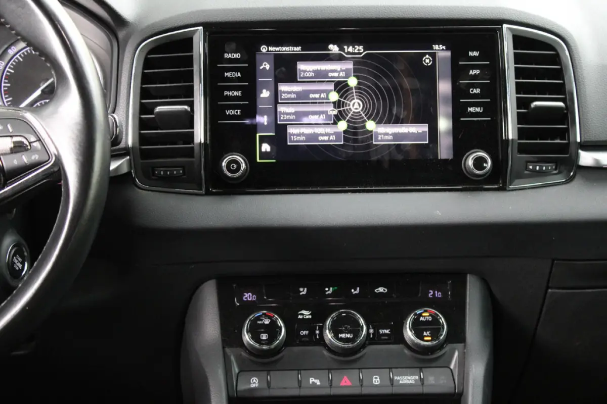 Škoda Karoq 1.5 TSI ACT Style, foto 12 van 17