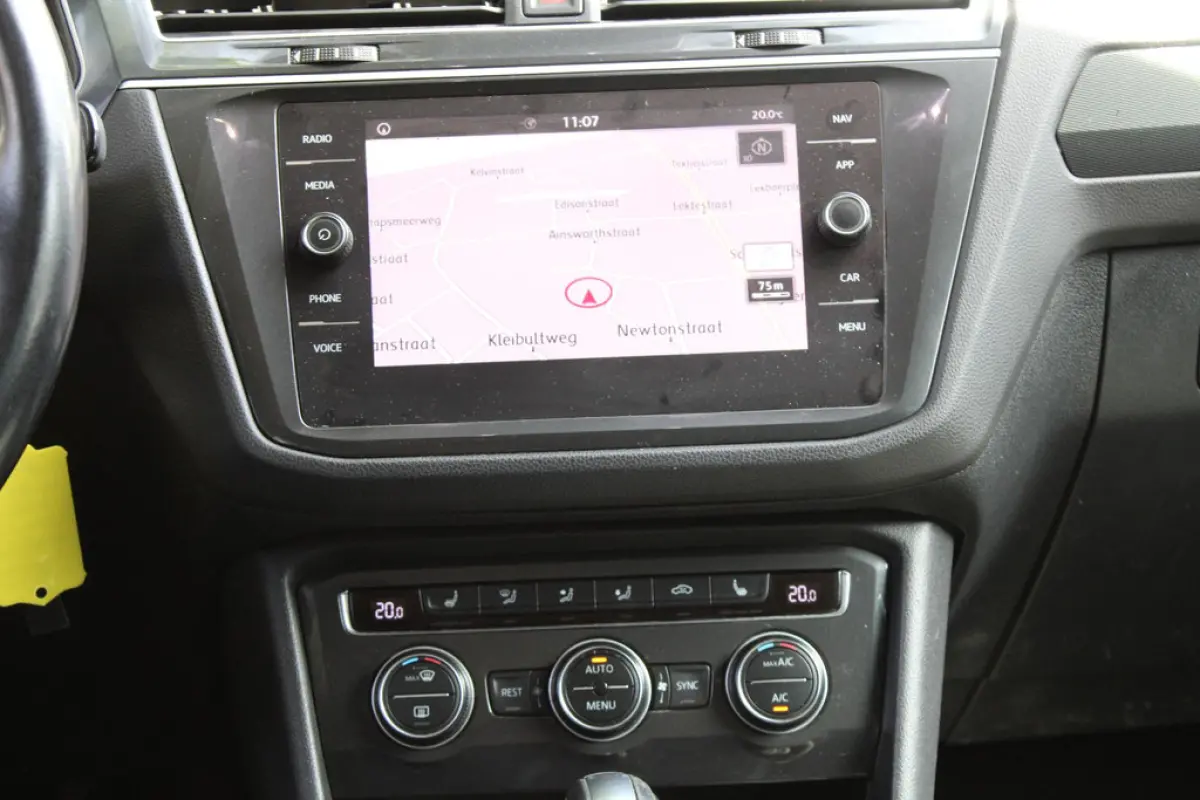 Volkswagen Tiguan 1.5 TSI R-Line, foto 13 van 16