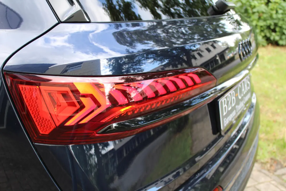 Audi Q7 60 TFSIe Competition S-line, foto 12 van 35