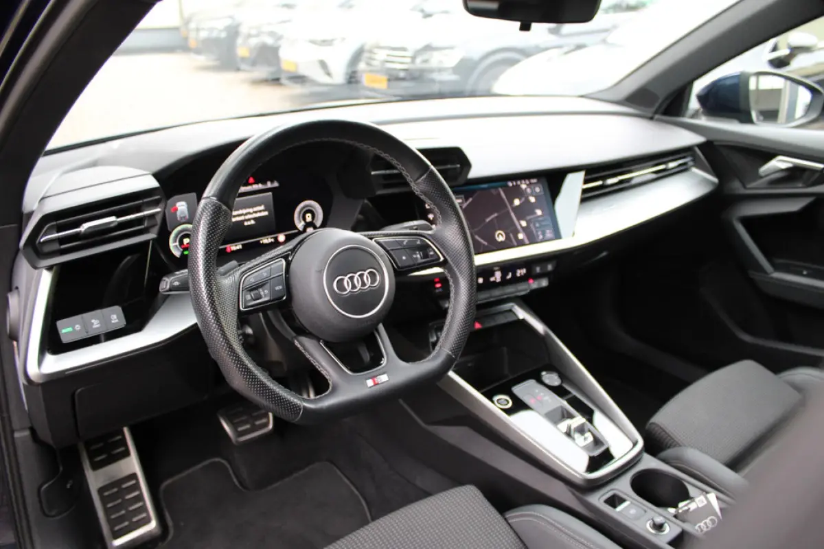 Audi A3 Sportback 45 TFSI e S edition Competition, foto 11 van 19