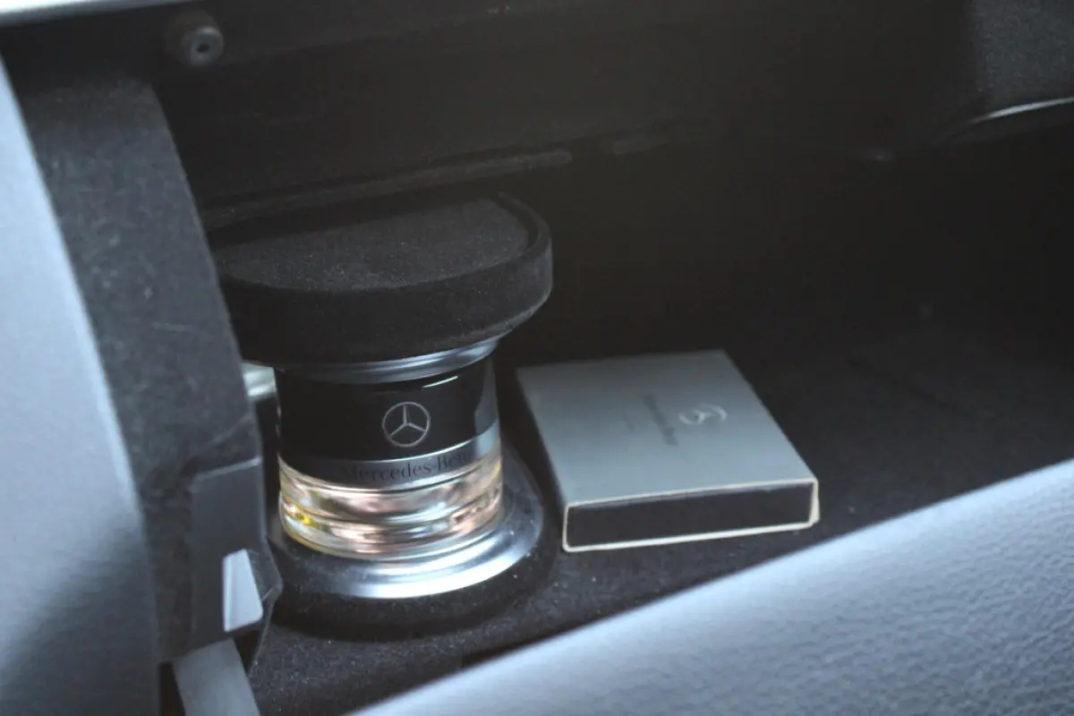 Mercedes-Benz C-Klasse 220 CDI, foto 19 van 21