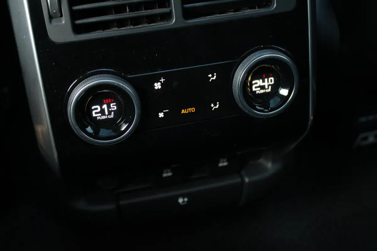 Land Rover Range Rover Sport 5.0 V8 SC SVR, foto 23 van 28