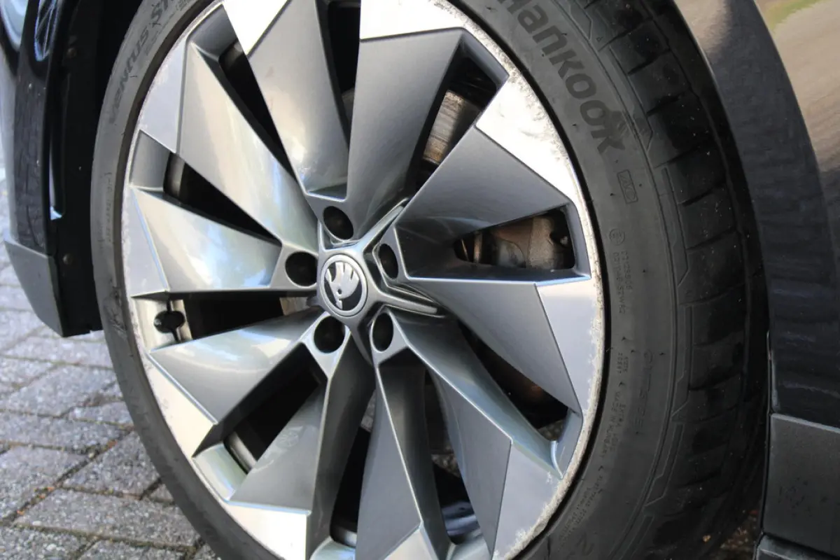 Škoda Enyaq iV 80, foto 15 van 23