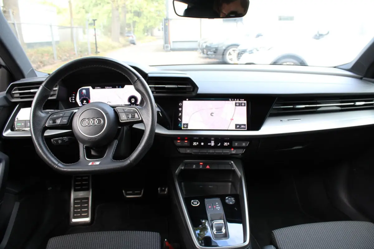 Audi A3 Sportback 35 TFSI, foto 11 van 19