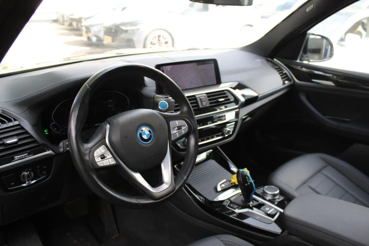 BMW iX3 Executive 80 kWh, foto 13 van 23