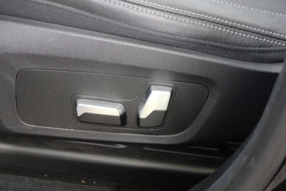 BMW iX3 Executive 80 kWh, foto 17 van 23