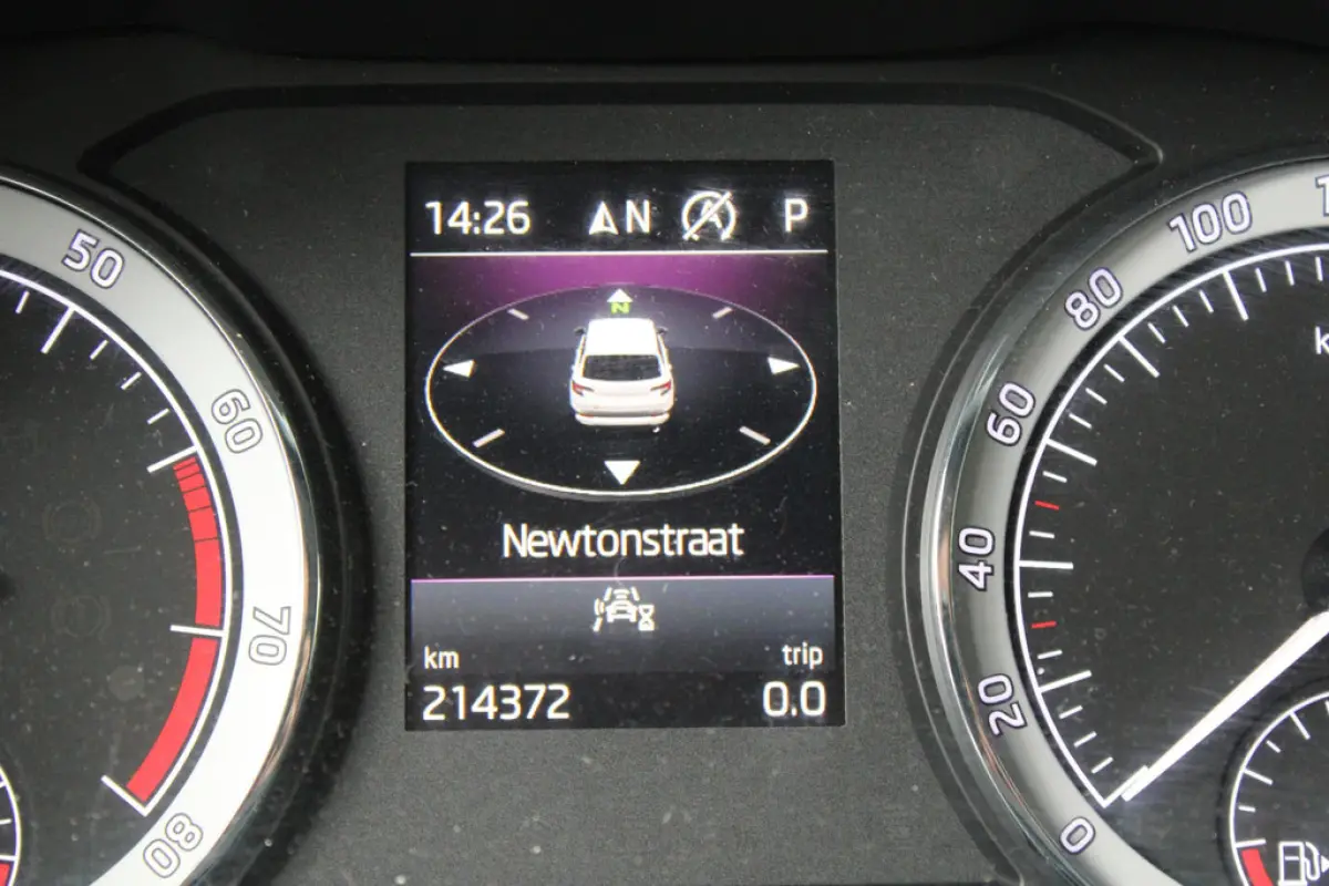 Škoda Karoq 1.5 TSI ACT Style, foto 15 van 17