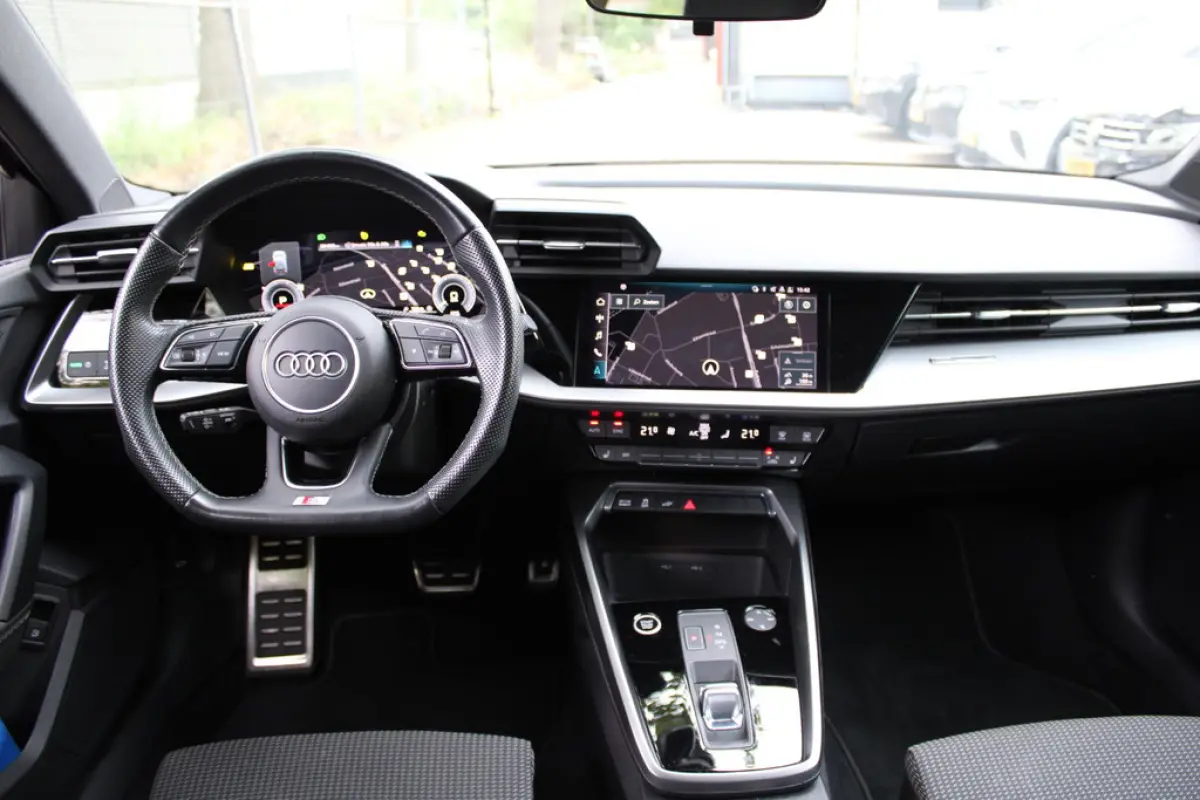 Audi A3 Sportback 45 TFSI e S edition Competition, foto 10 van 19