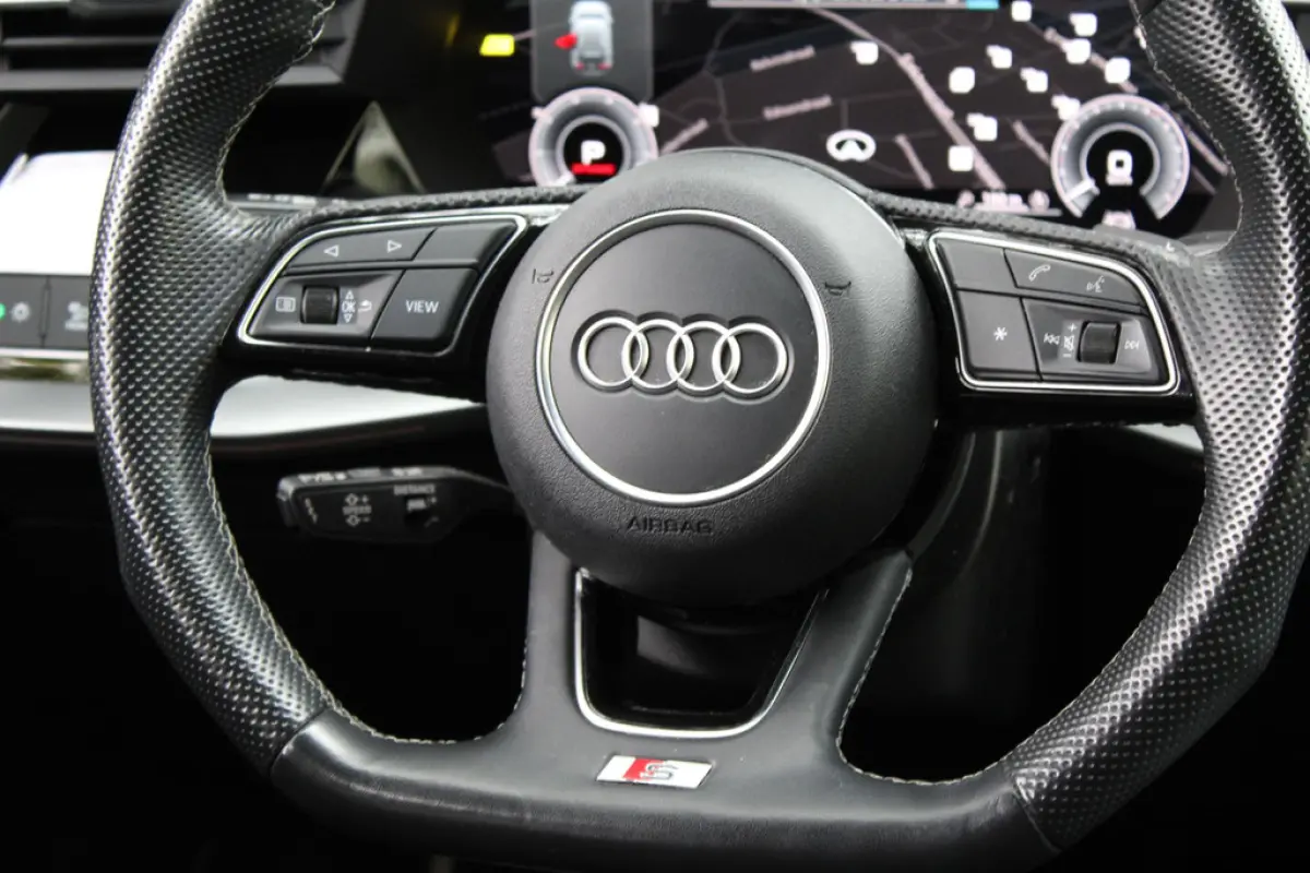 Audi A3 Sportback 45 TFSI e S edition Competition, foto 9 van 19