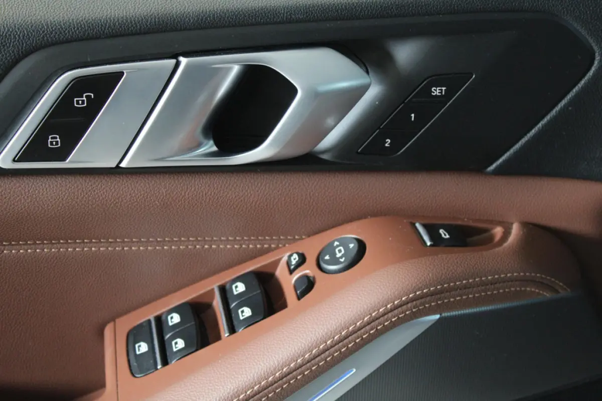 BMW X5 xDrive45e, foto 11 van 17