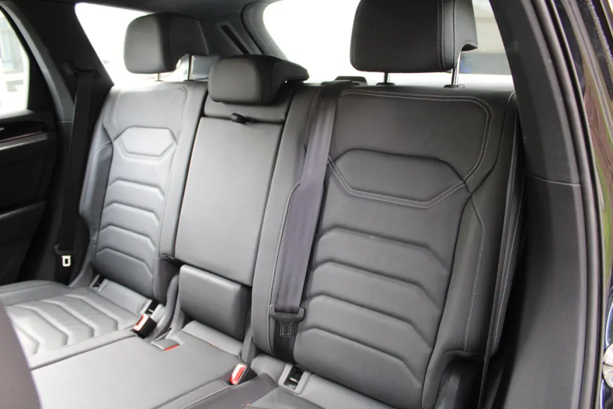 Volkswagen Touareg 3.0 TSI R-Line, foto 7 van 20