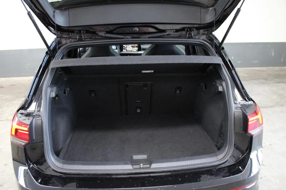 Volkswagen Golf 1.5 eTSI R-Line, foto 6 van 19