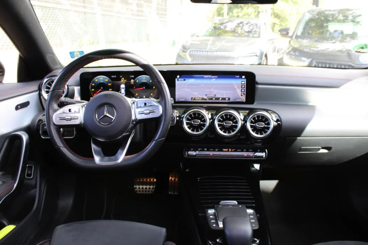 Mercedes-Benz CLA 180 d AMG, foto 12 van 21