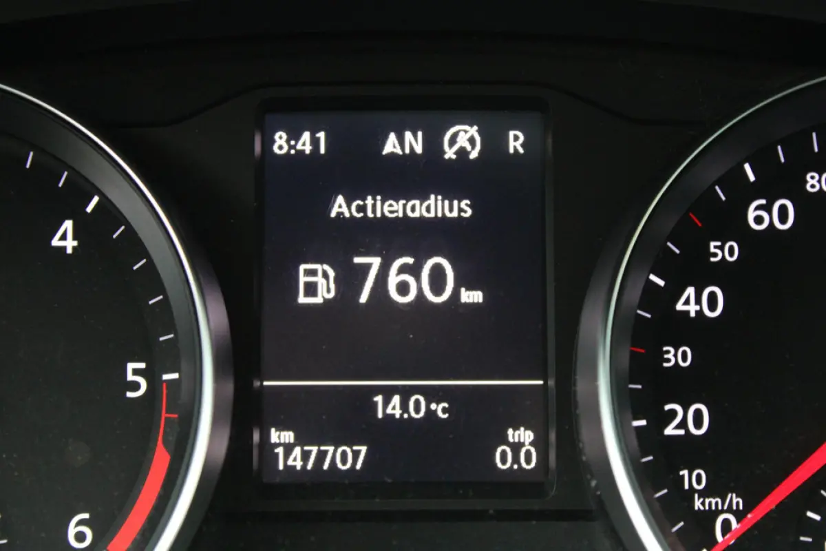 Volkswagen Passat 1.6 TDI Comfortline, foto 16 van 18