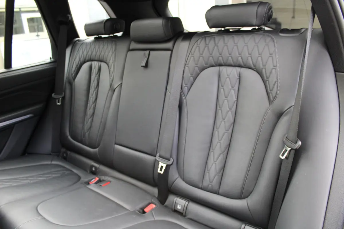 BMW X5 xDrive40d, foto 9 van 28