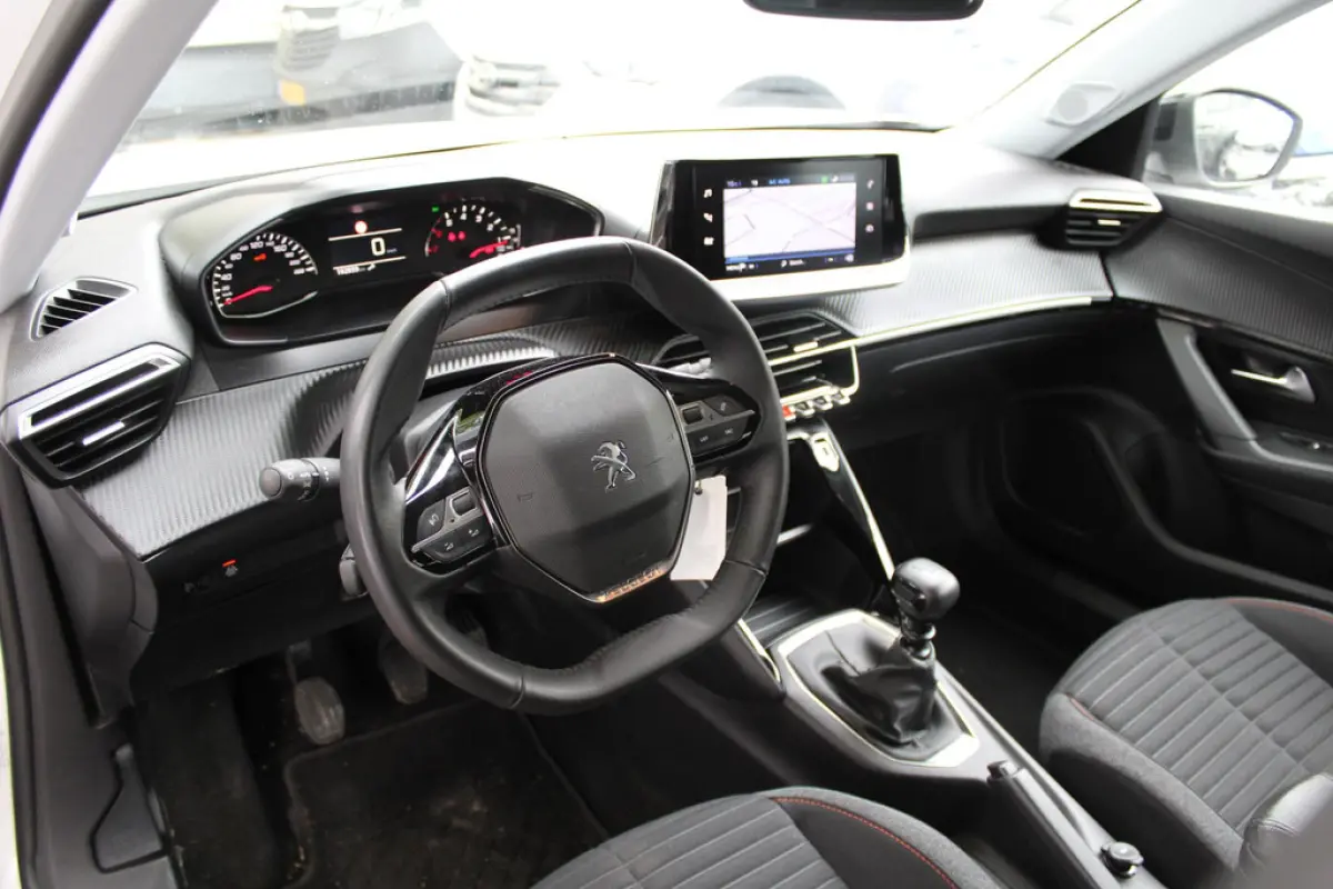 Peugeot 2008 1.5 BlueHDi Active Pack, foto 11 van 17