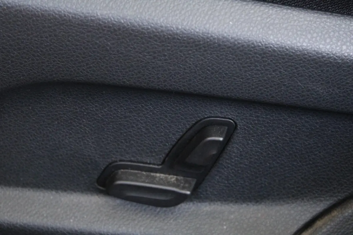 Mercedes-Benz C-Klasse 220 CDI, foto 15 van 21