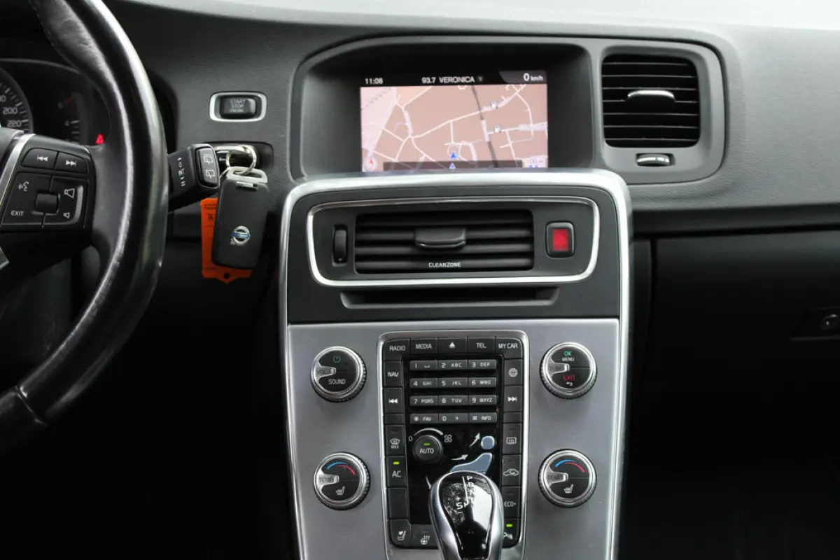 Volvo V60 Cross Country 2.0 D3 Polar+, foto 14 van 18