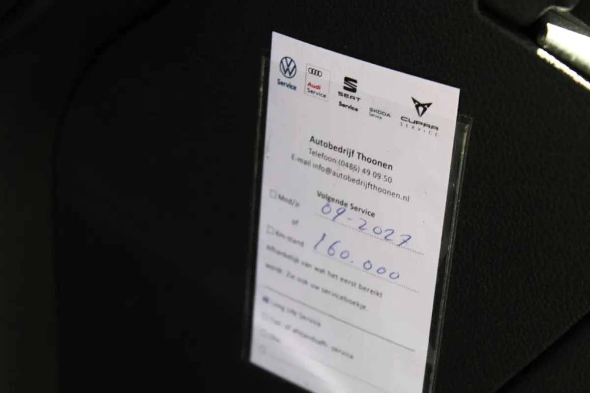 Volkswagen Golf 1.5 eTSI R-Line, foto 18 van 19