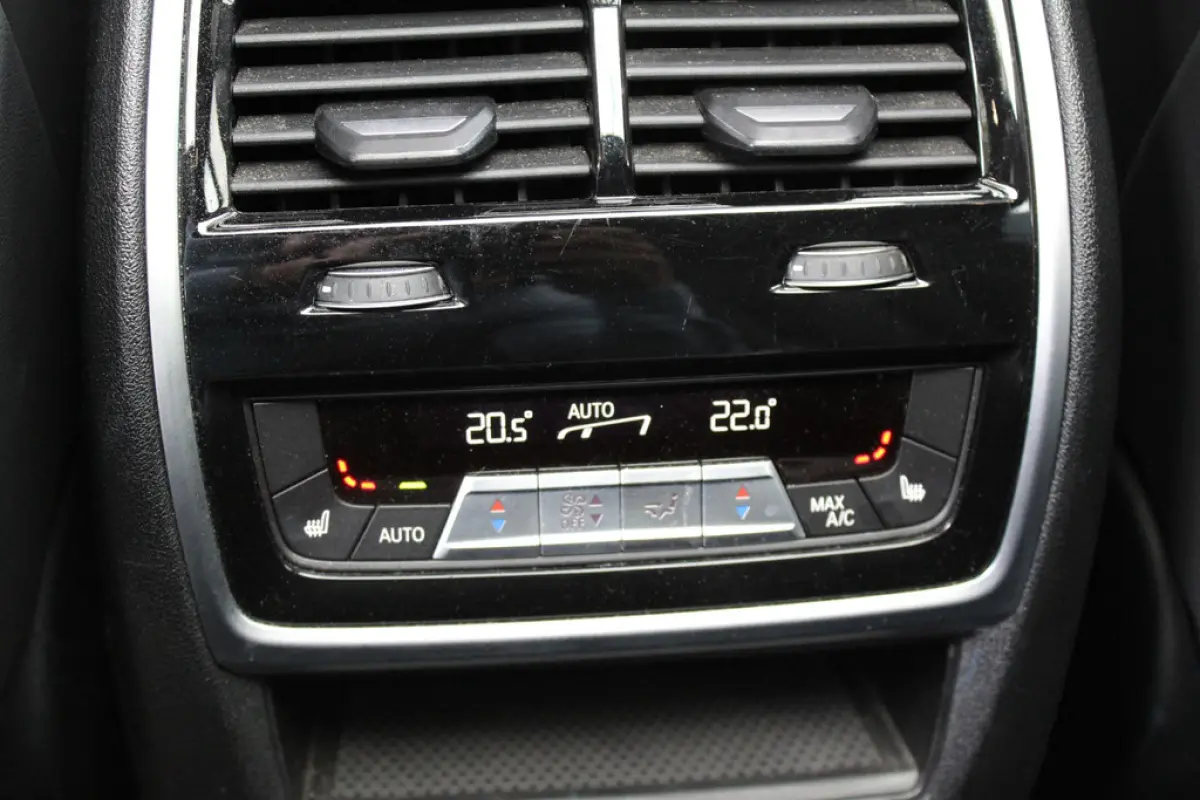 BMW X5 xDrive40d, foto 23 van 28