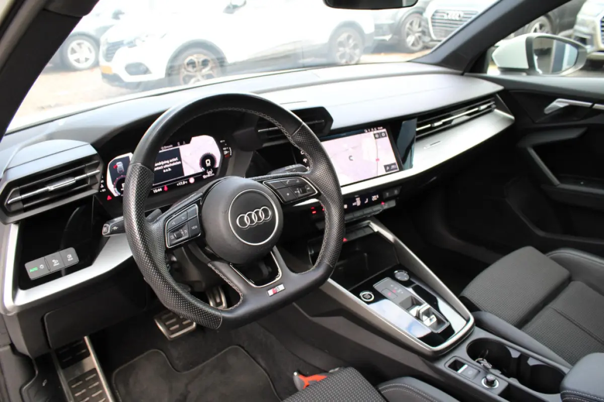 Audi A3 Sportback 35 TFSI, foto 10 van 19