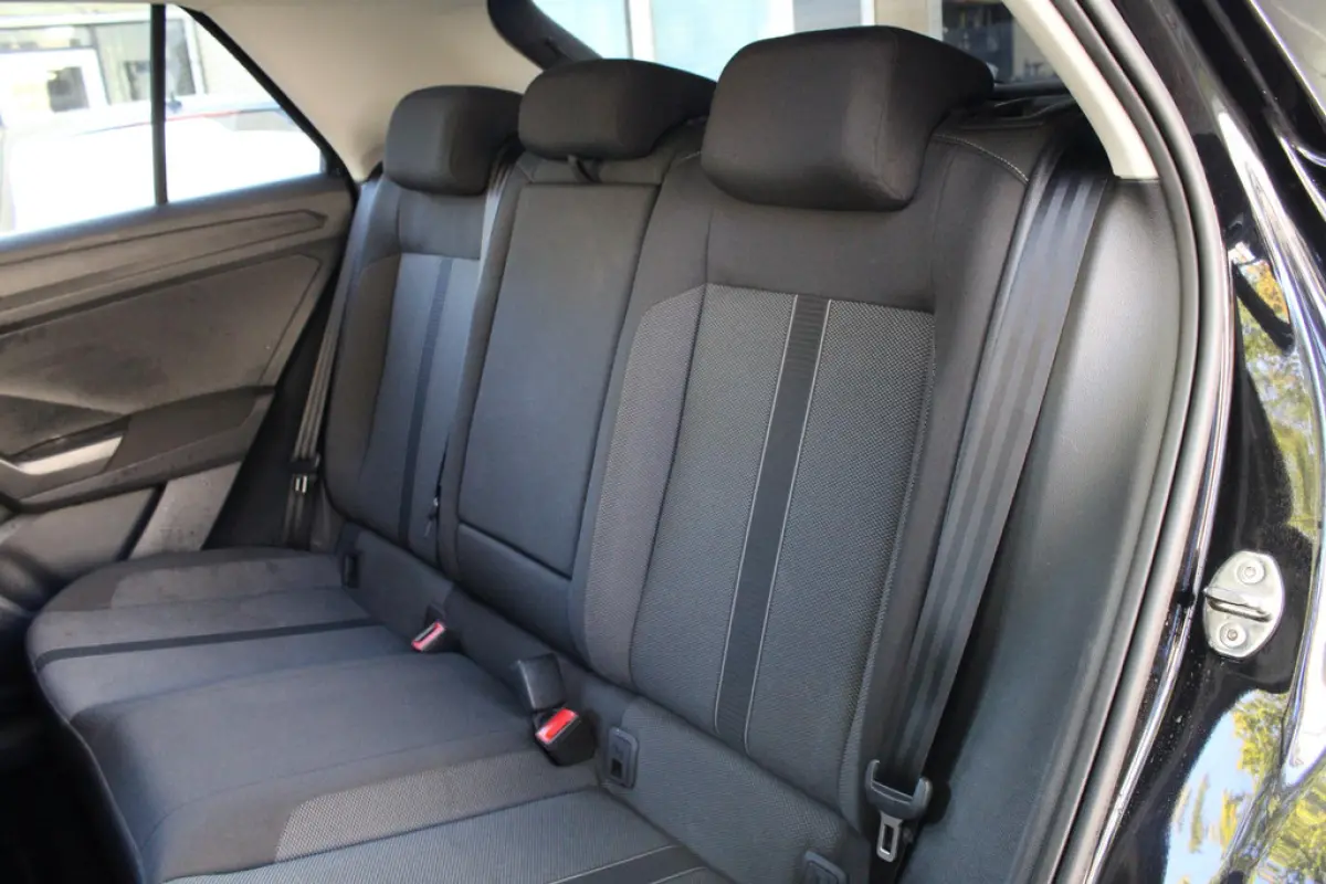Volkswagen T-Roc 1.5 TSI Life, foto 11 van 16