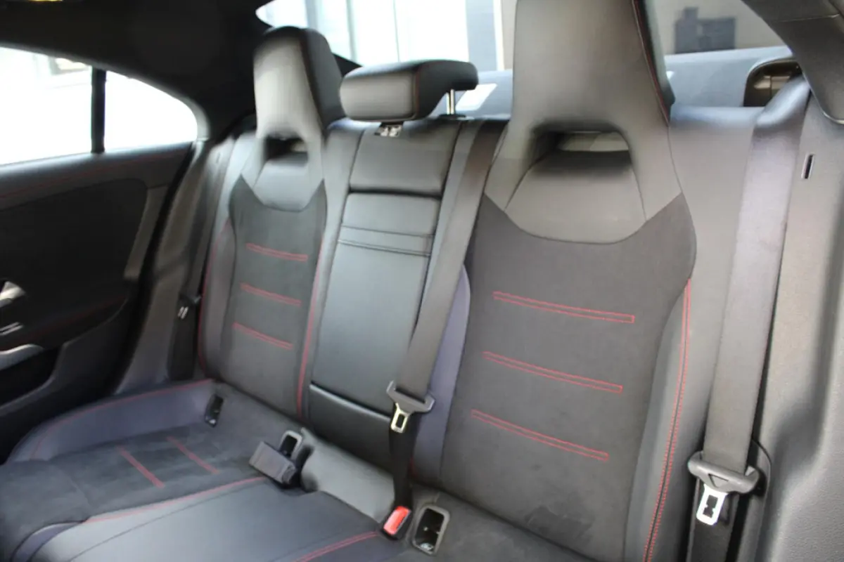 Mercedes-Benz CLA 180 d AMG, foto 10 van 21