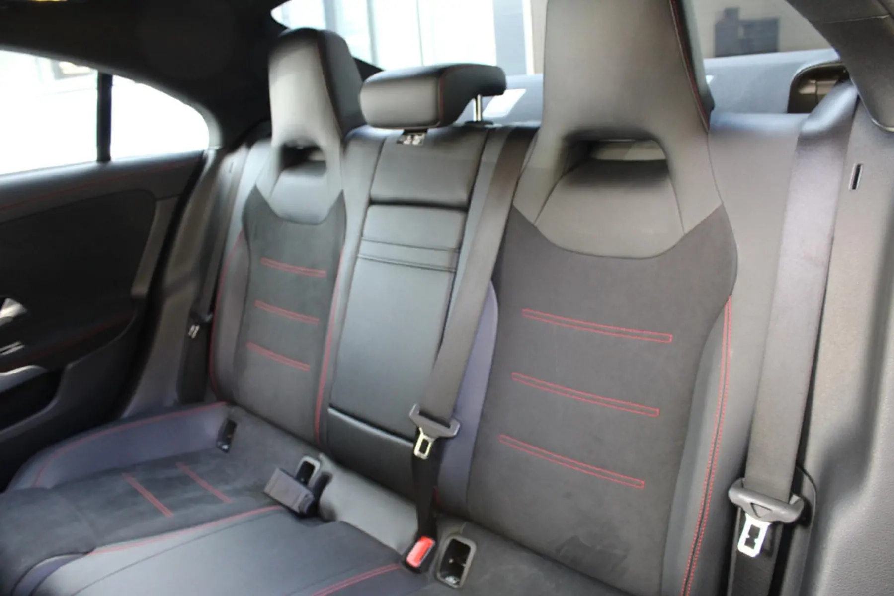 Mercedes-Benz CLA 180 d AMG, foto 10