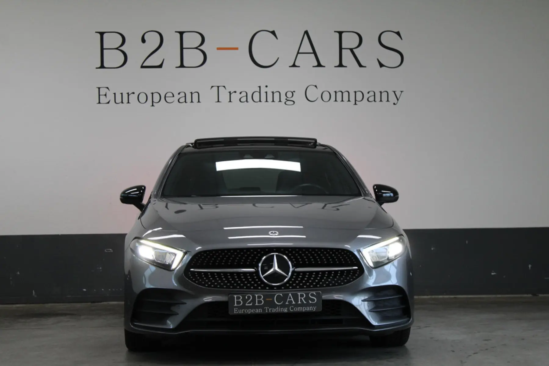 Mercedes-Benz A-Klasse 180 AMG, foto 2