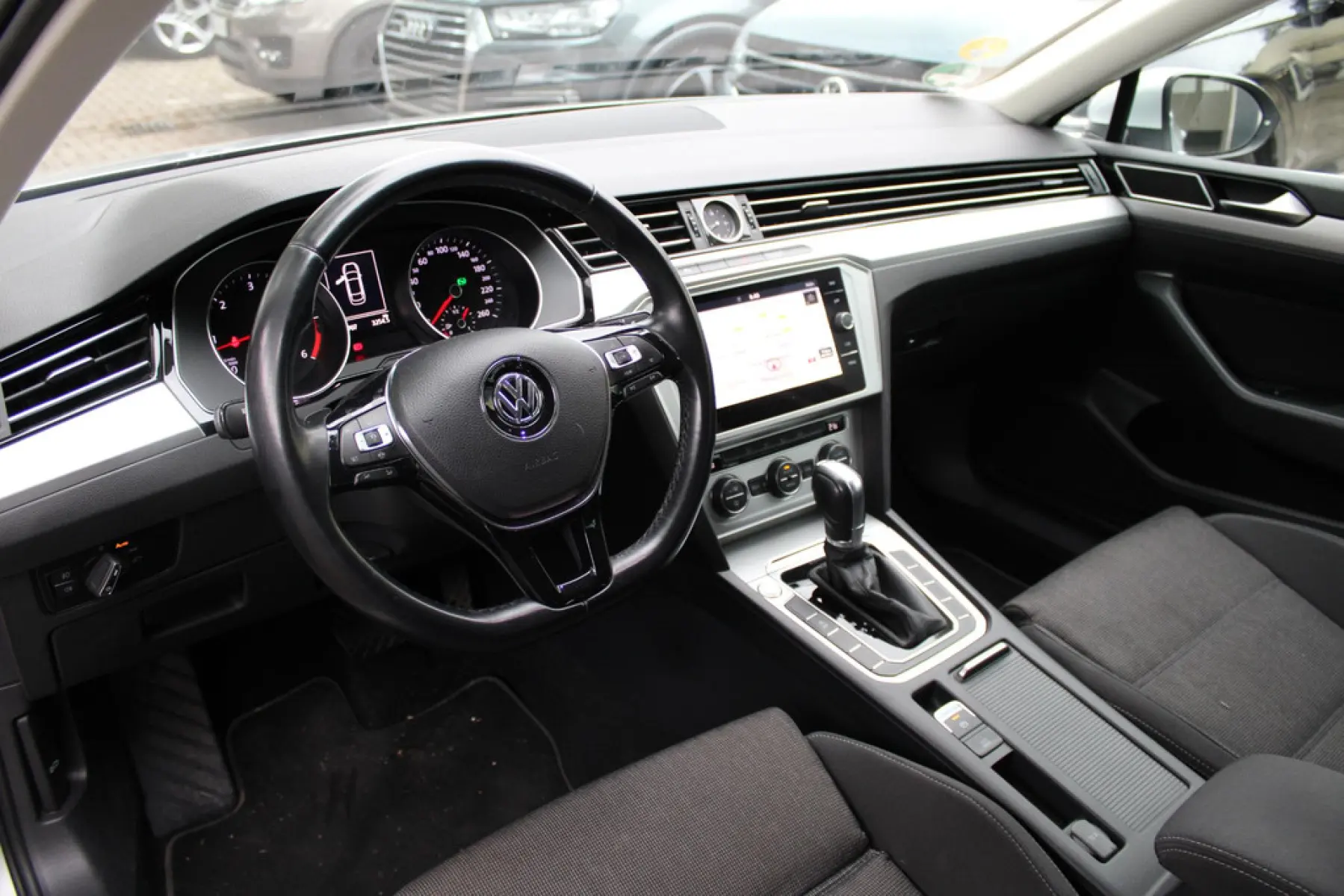Volkswagen Passat 1.6 TDI Comfortline, foto 11