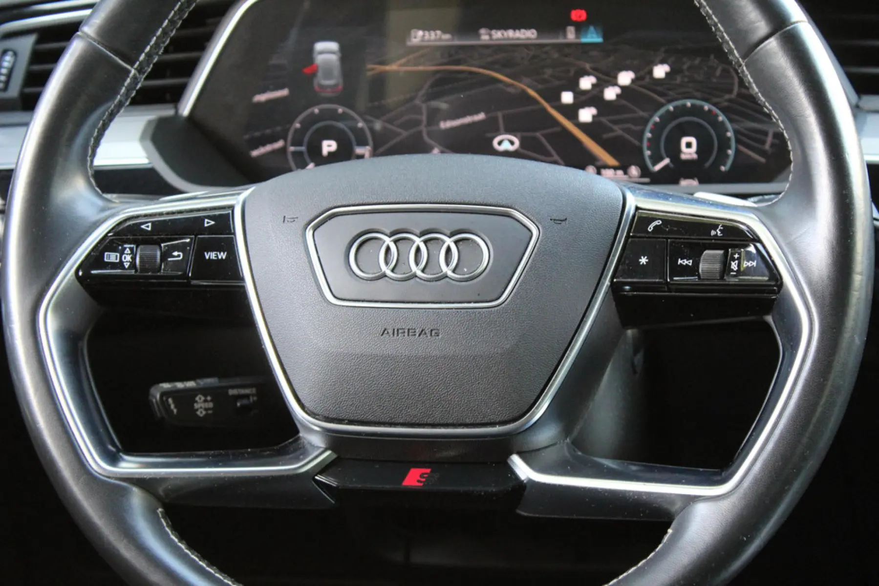 Audi e-tron e-tron 55 Quattro 95 kWh, foto 10