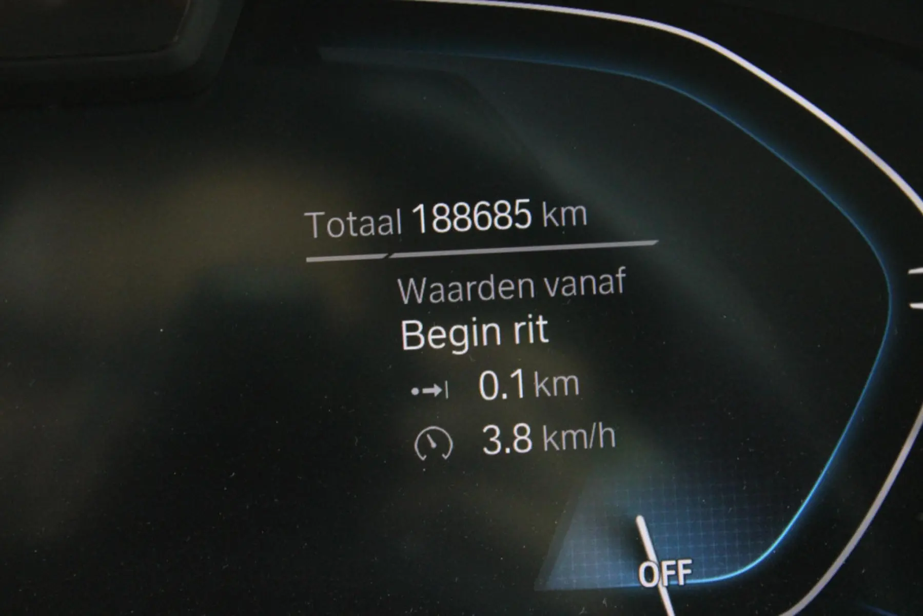 BMW iX3 Executive 80 kWh, foto 23