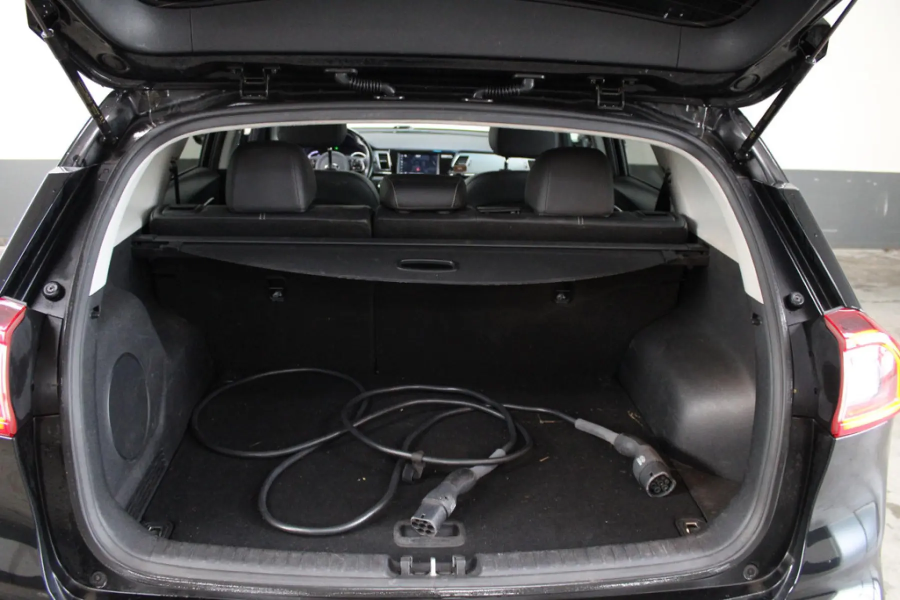 Kia e-Niro DynamicLine 64 kWh, foto 18
