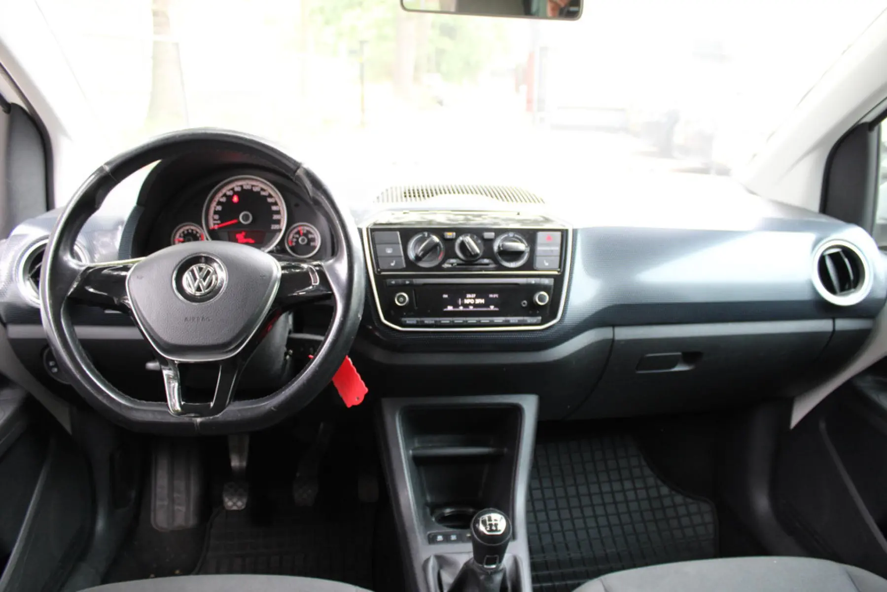 Volkswagen up! 1.0 BMT Move up!, foto 9