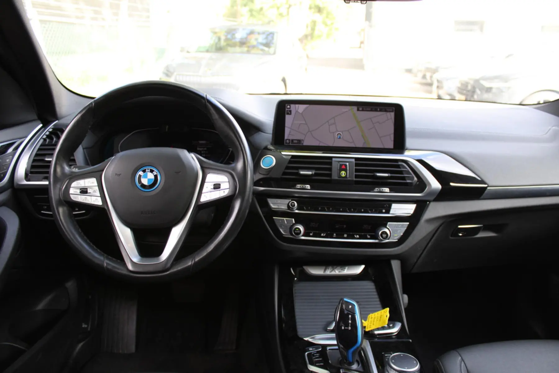 BMW iX3 Executive 80 kWh, foto 12