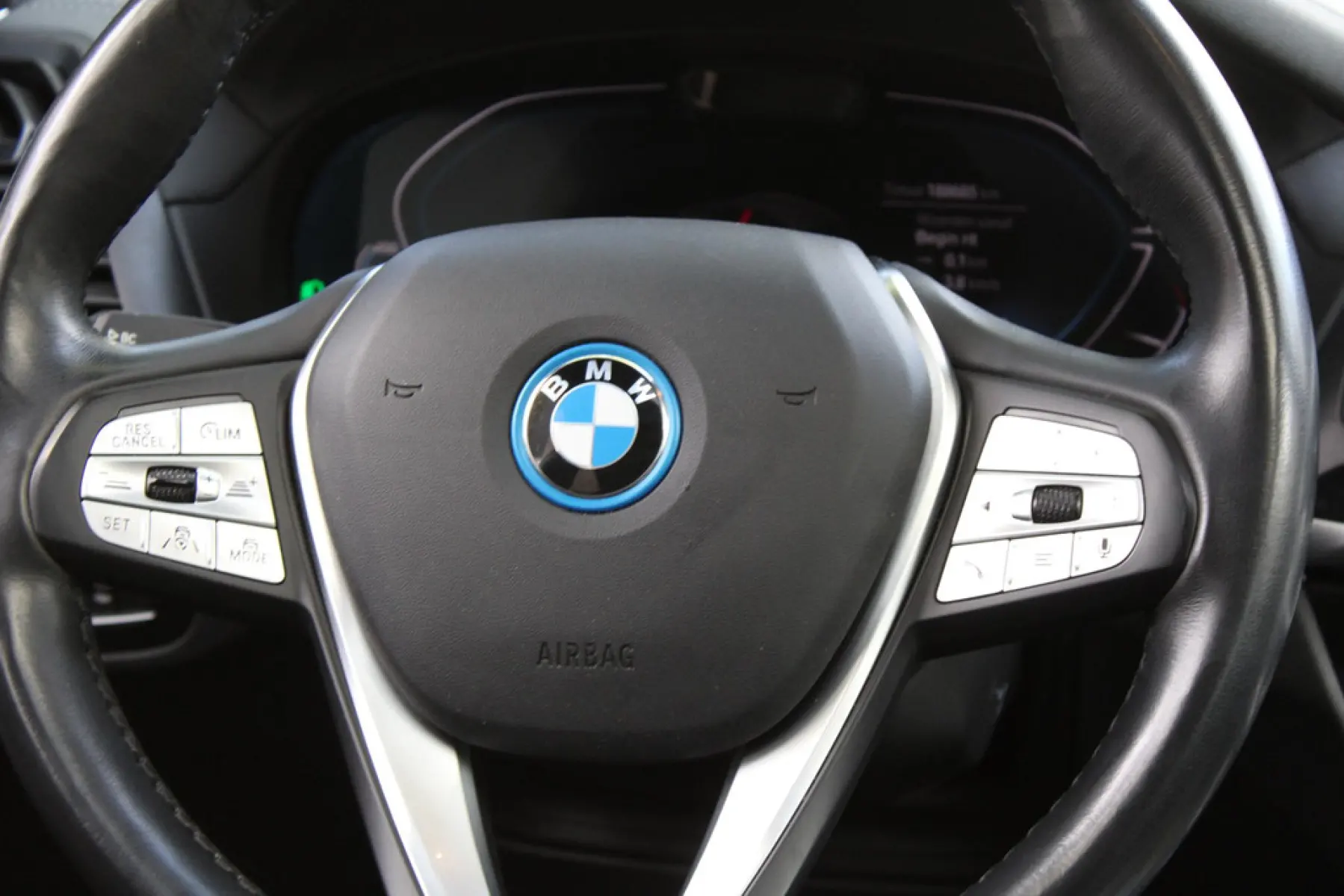BMW iX3 Executive 80 kWh, foto 20