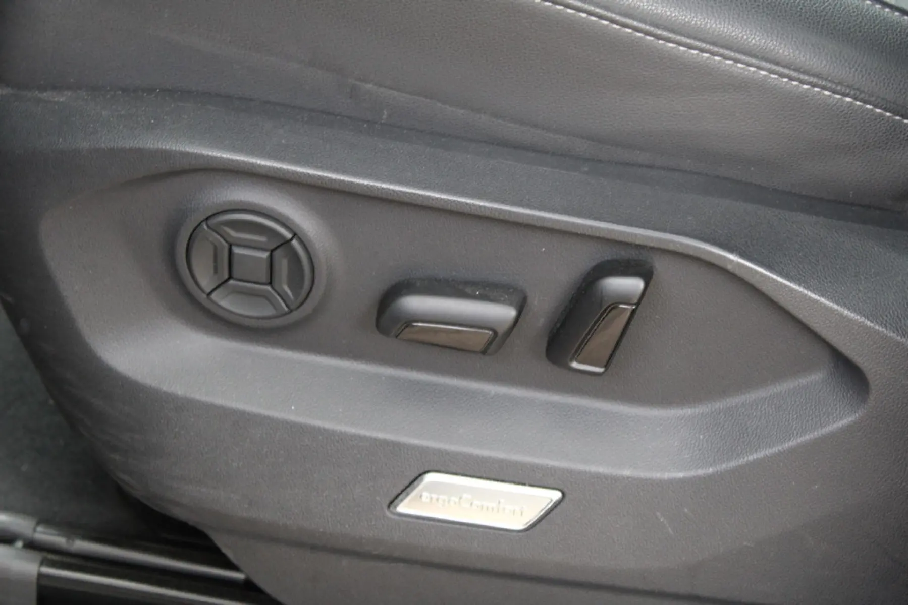 Volkswagen Touareg 3.0 TSI R-Line, foto 14