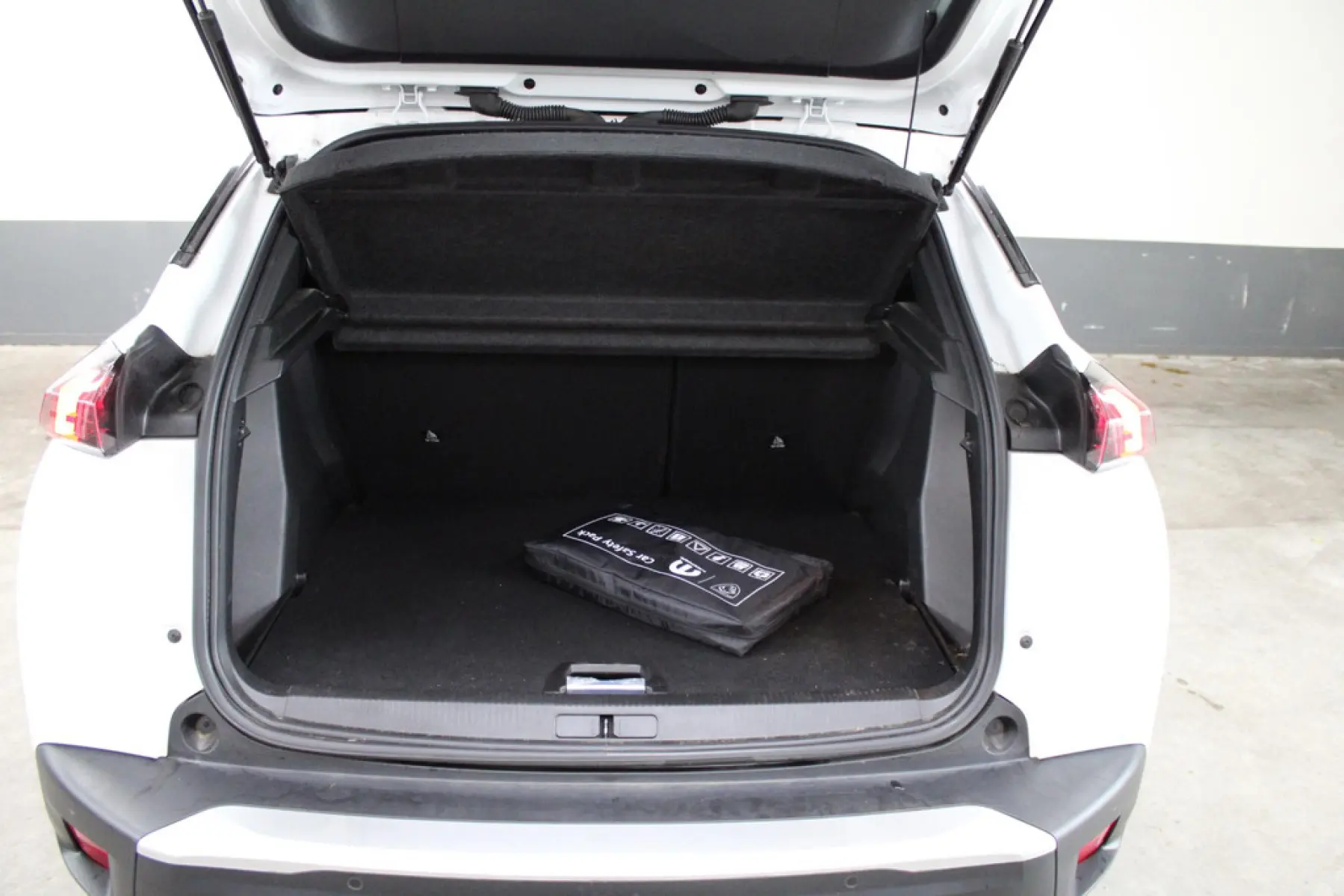 Peugeot 2008 1.5 BlueHDi Active Pack, foto 9