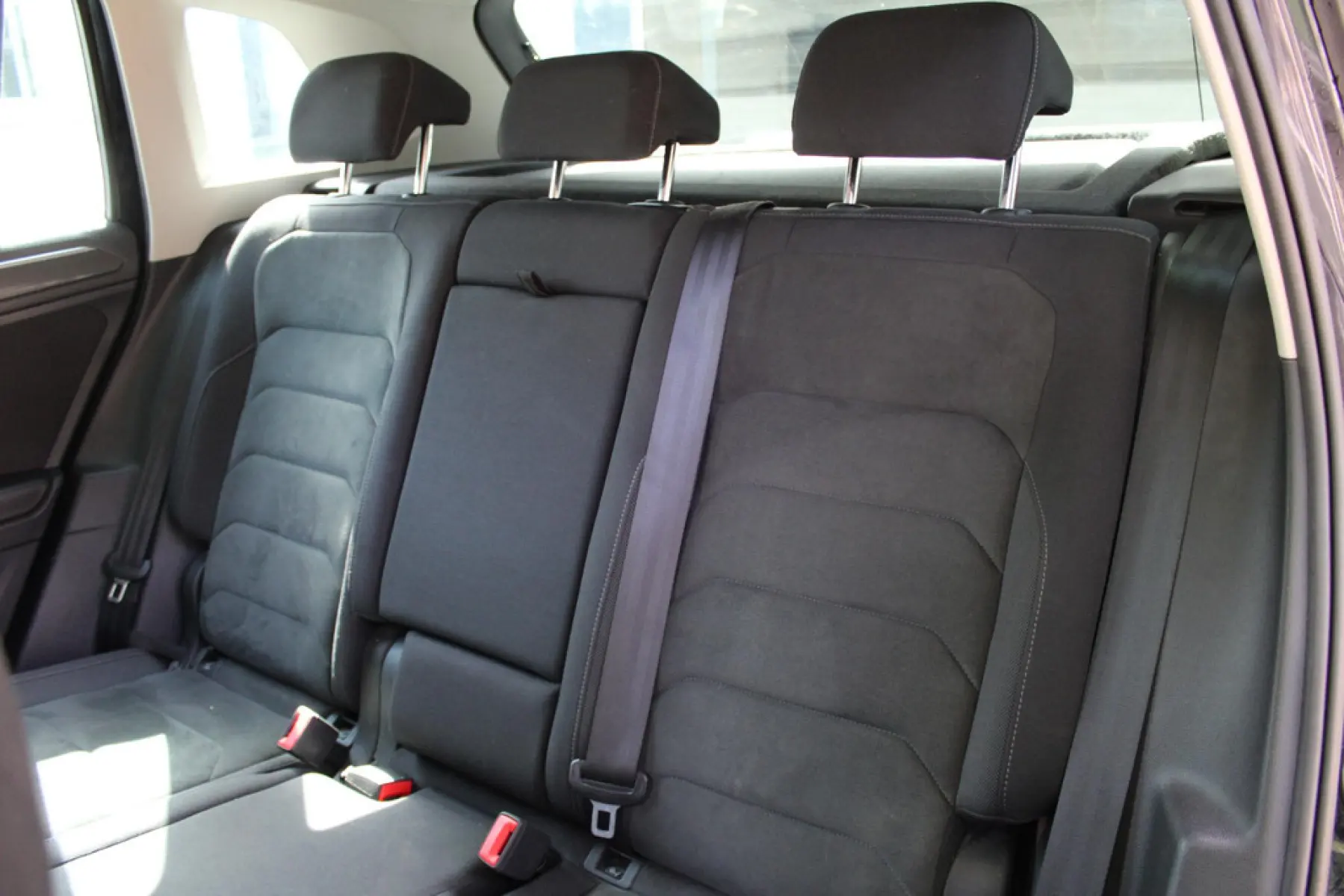 Volkswagen Tiguan 1.5 TSI R-Line, foto 8