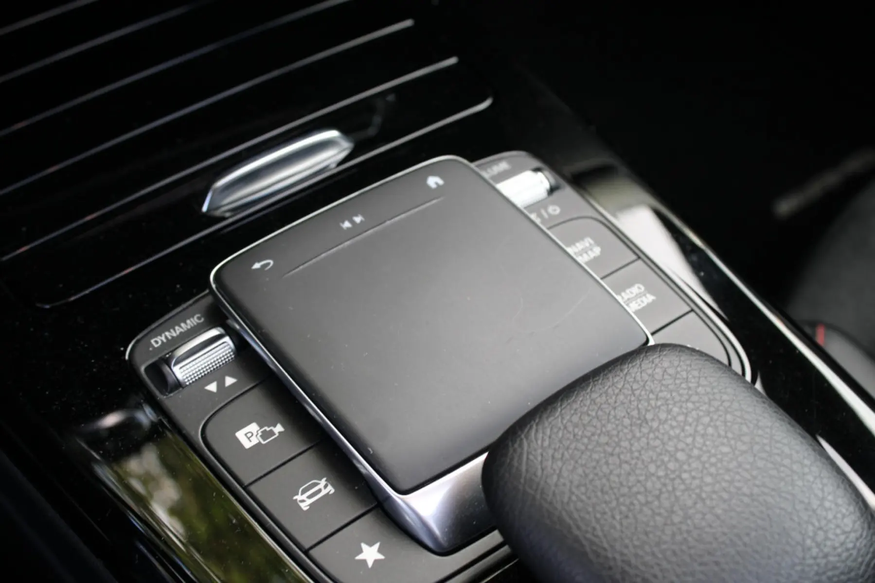 Mercedes-Benz CLA 180 d AMG, foto 19